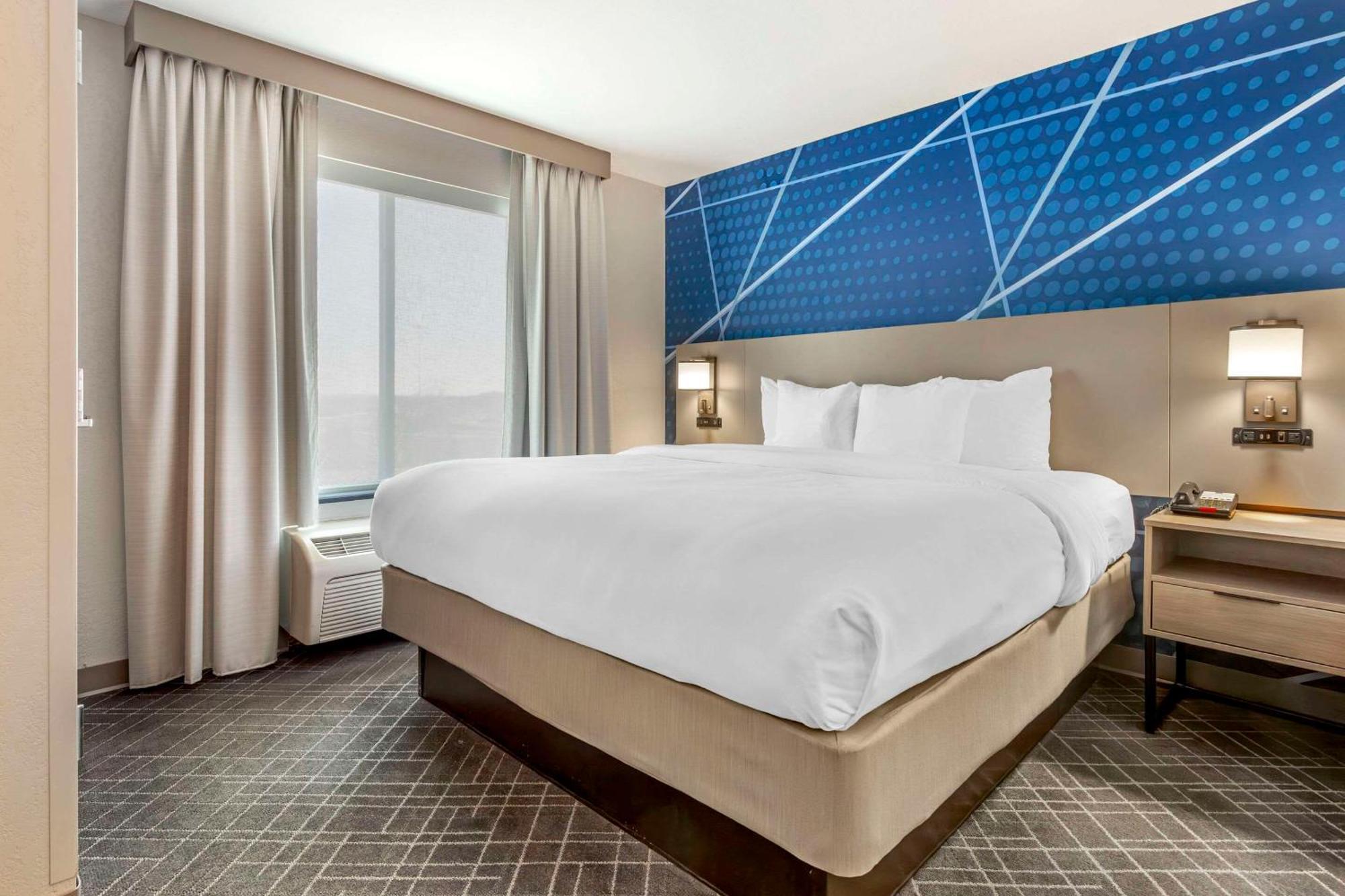 Comfort Suites Whitsett - Greensboro East Kültér fotó