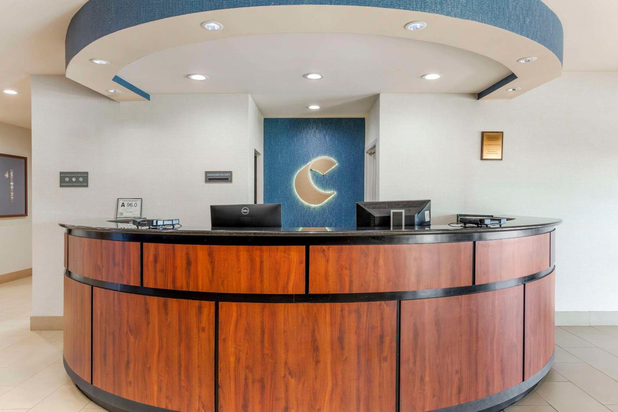 Comfort Suites Whitsett - Greensboro East Kültér fotó