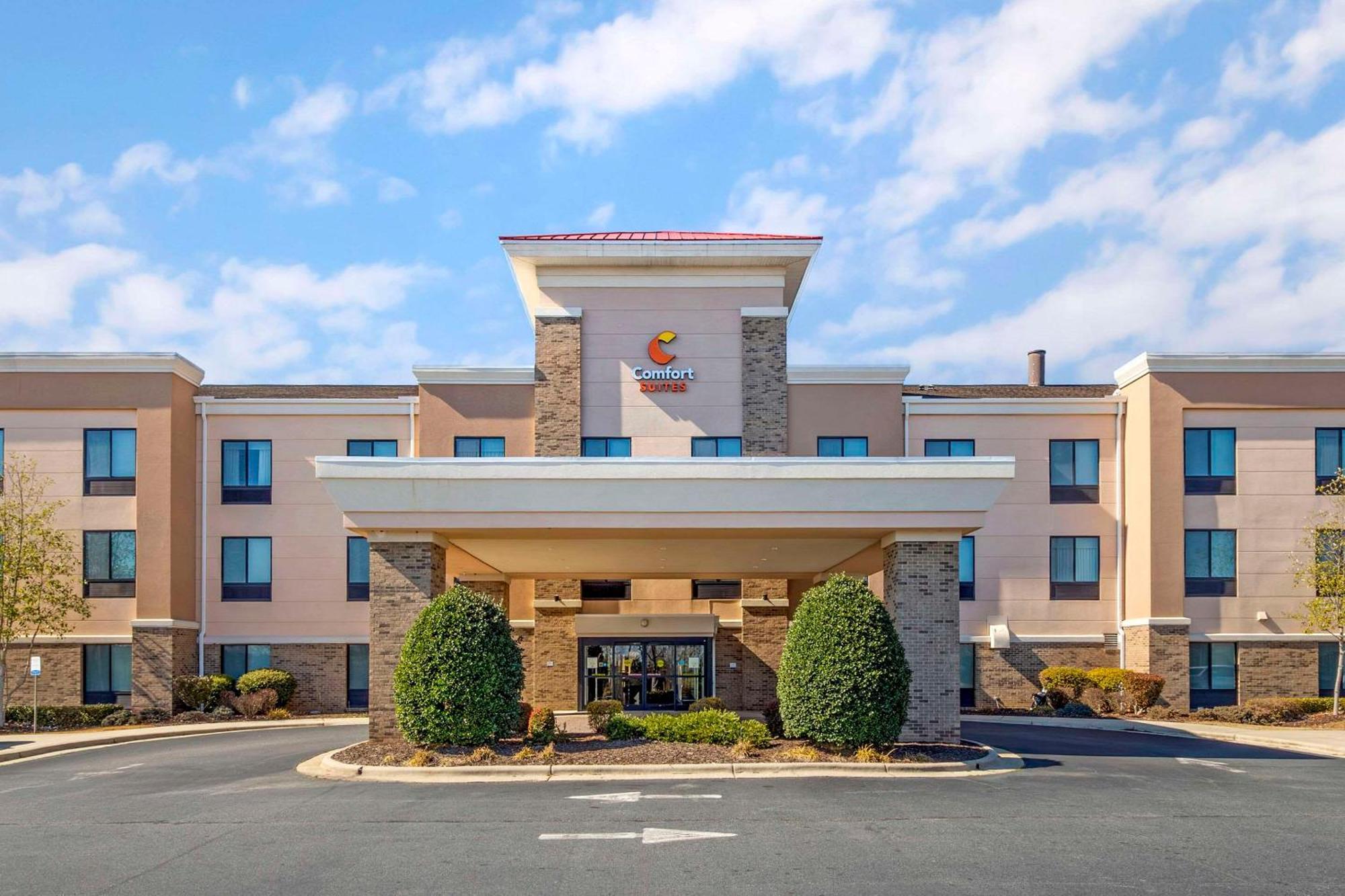 Comfort Suites Whitsett - Greensboro East Kültér fotó