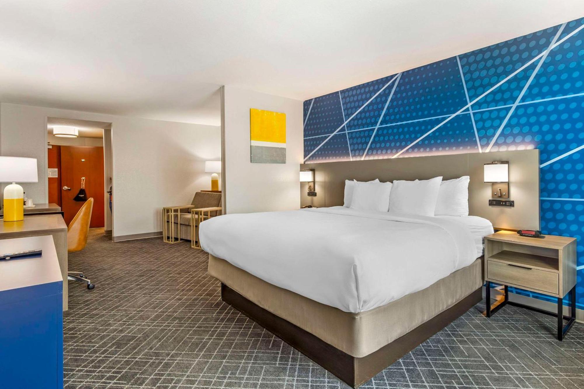 Comfort Suites Whitsett - Greensboro East Kültér fotó