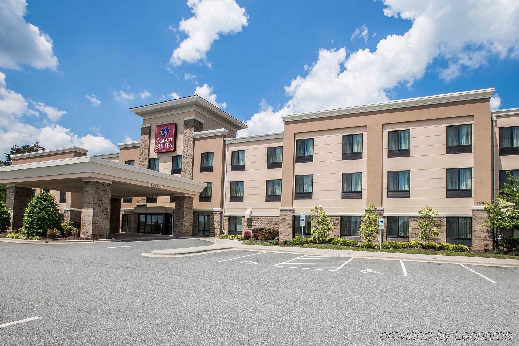 Comfort Suites Whitsett - Greensboro East Kültér fotó