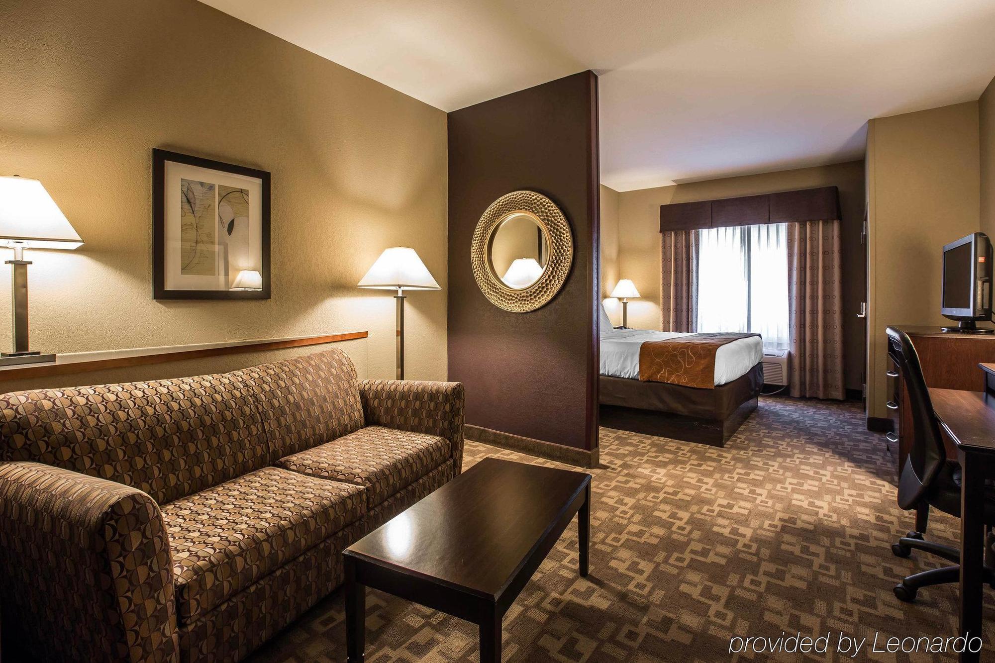 Comfort Suites Whitsett - Greensboro East Kültér fotó